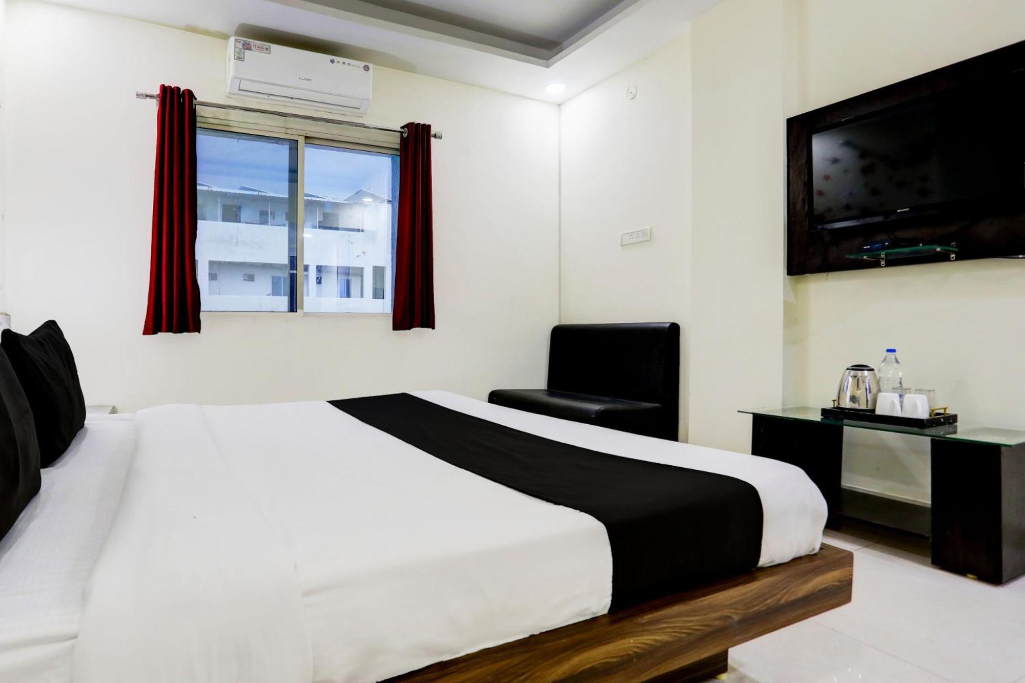 Super Townhouse Hoshangabad Road Near Aashima Mall Samarda Kaliāsot Dış mekan fotoğraf