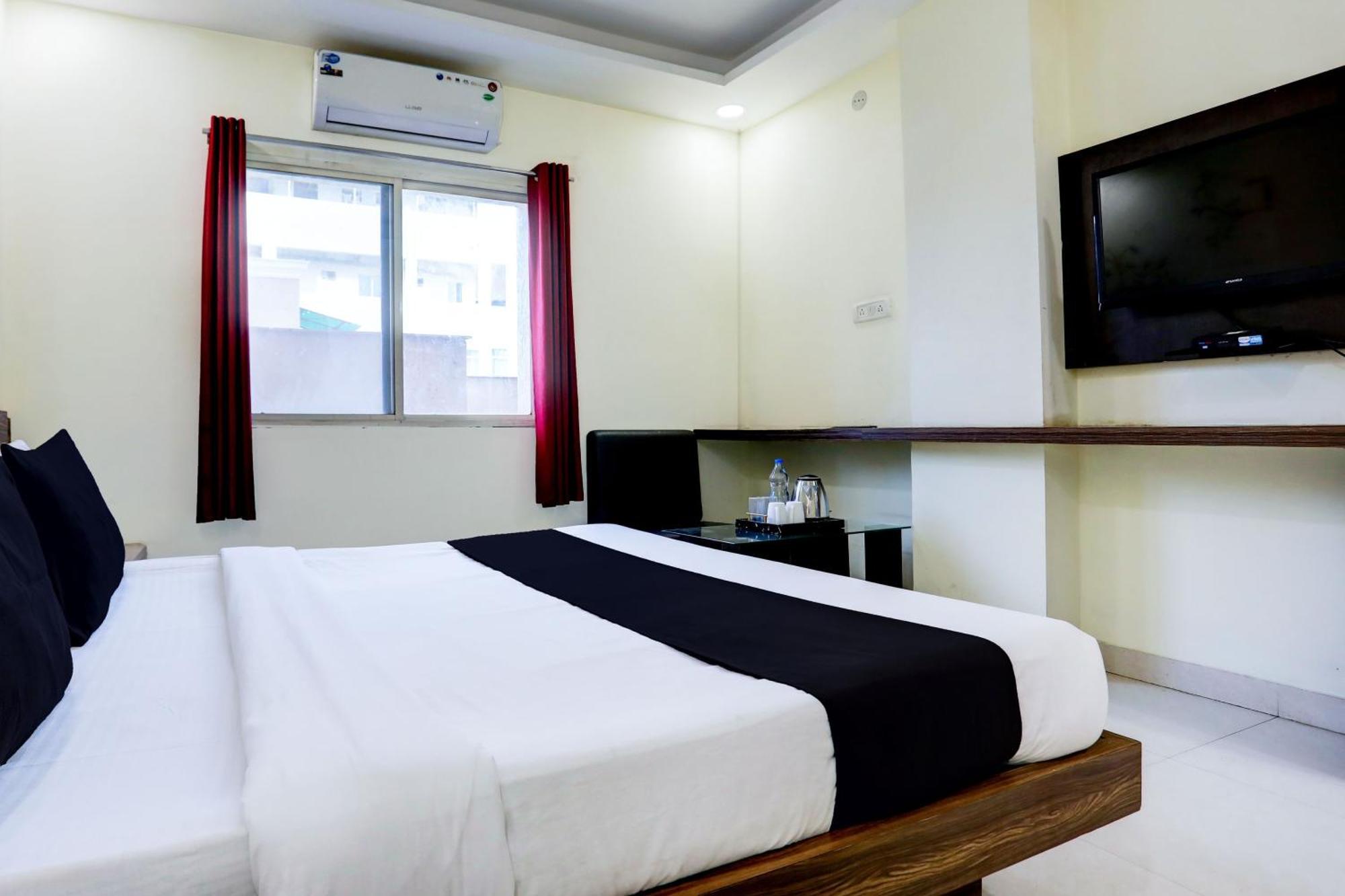 Super Townhouse Hoshangabad Road Near Aashima Mall Samarda Kaliāsot Dış mekan fotoğraf