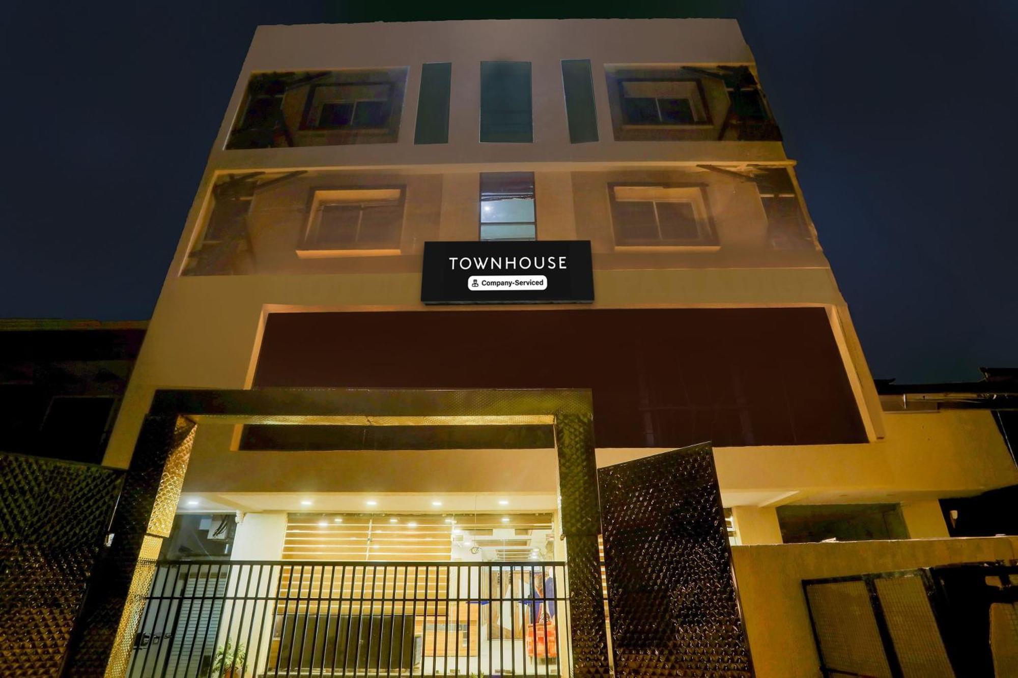 Super Townhouse Hoshangabad Road Near Aashima Mall Samarda Kaliāsot Dış mekan fotoğraf